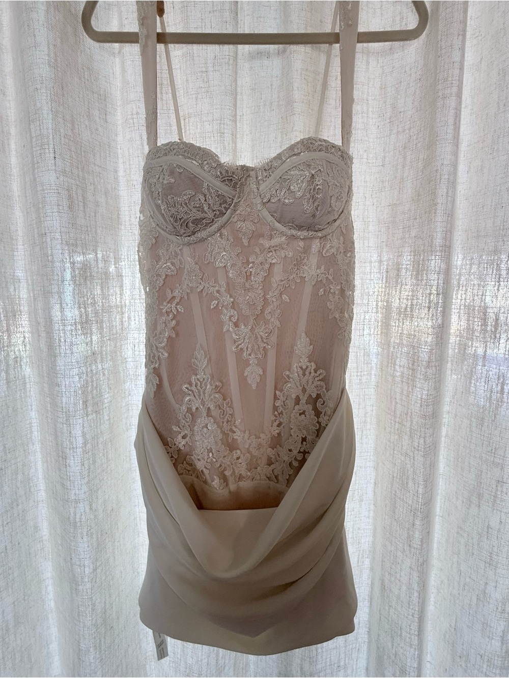 Babyboo nerina lace mini dress - Picture 3 of 8